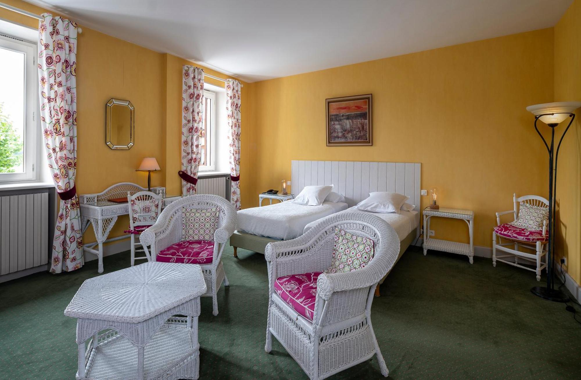 Hotel Beau Rivage Condrieu Exterior foto