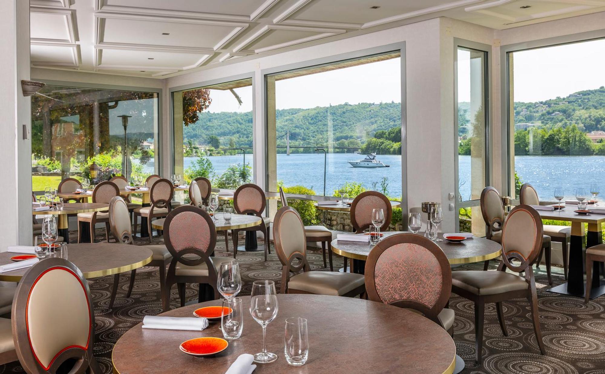 Hotel Beau Rivage Condrieu Exterior foto